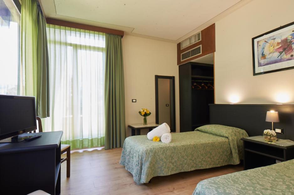 Hotel Lago Verde Serravalle Pistoiese Buitenkant foto