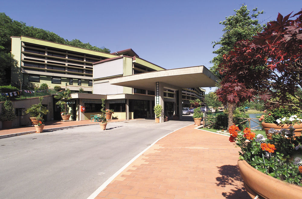Hotel Lago Verde Serravalle Pistoiese Buitenkant foto