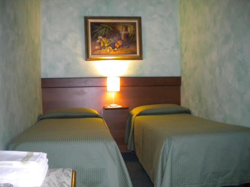 Hotel Lago Verde Serravalle Pistoiese Buitenkant foto