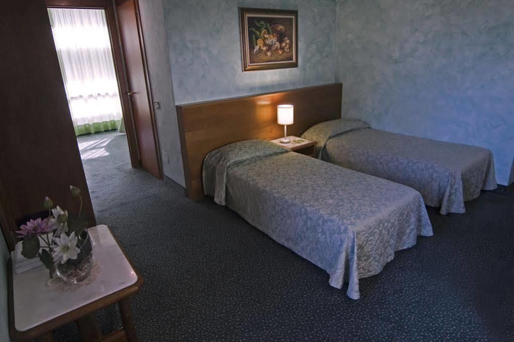 Hotel Lago Verde Serravalle Pistoiese Buitenkant foto